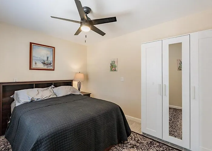 Holiday home 4-bedroom House In - Remodeled Retreat Gilbert